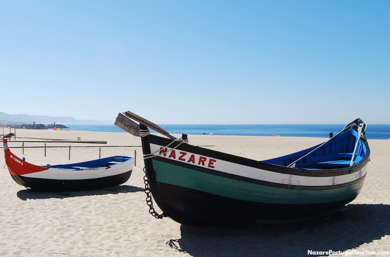 Nazaré beach boats